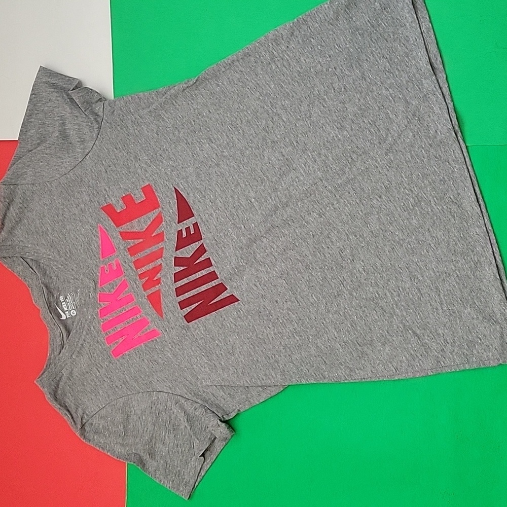 Nike Girls Heather Gray Tee with Vibrant Red Accents